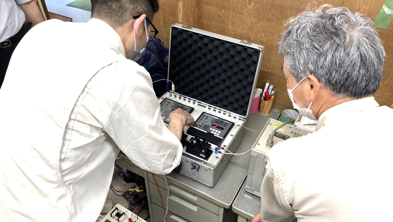 試験器研修の様子